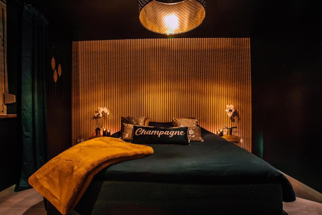Merkelhoeve Wellness Merkelbeek ภายนอก รูปภาพ